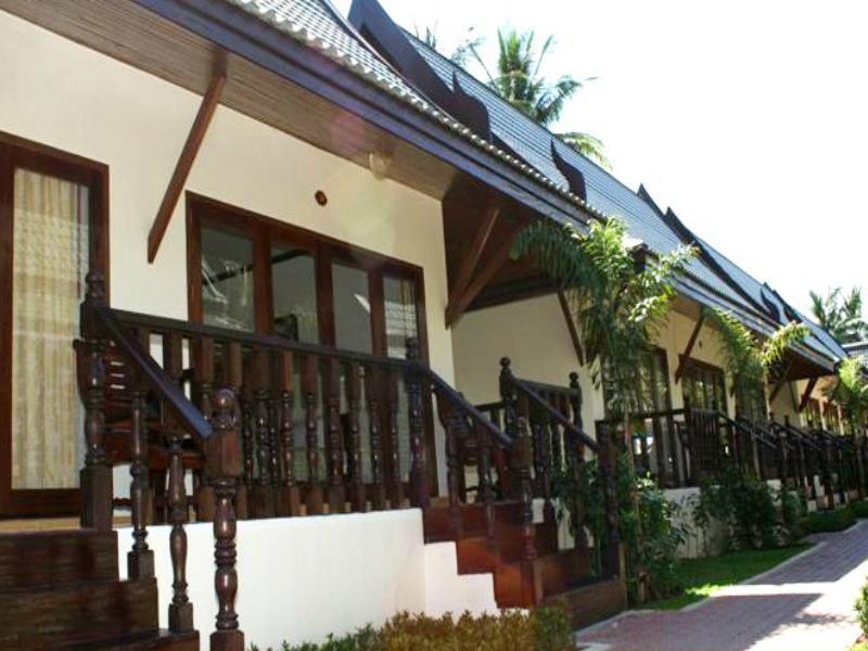 Airport Beach Hotel Phuket - Sha Extra Plus Nai Yang Ngoại thất bức ảnh